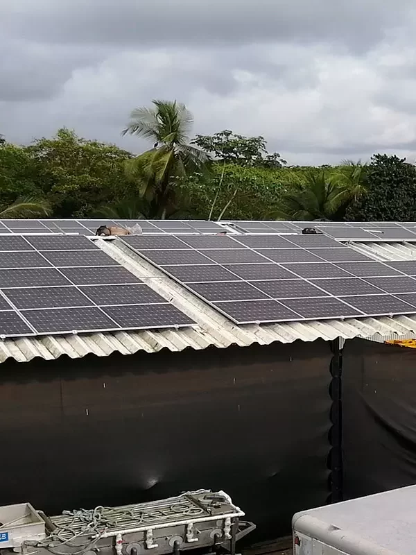 Sistemas fotovoltaicos para la industria Pesquera