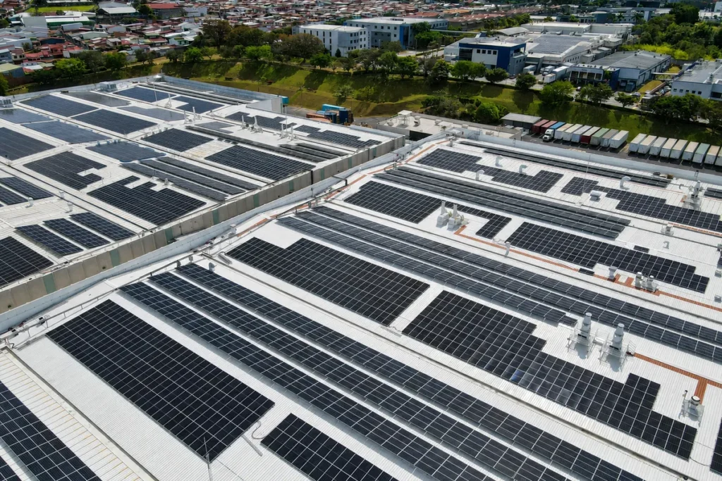 Avolta y ICU Medical completan el proyecto fotovoltaico privado para generación distribuida más grande del país